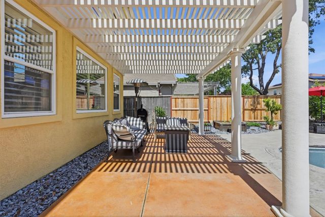 1529 Thurman Way, Folsom, CA 95630