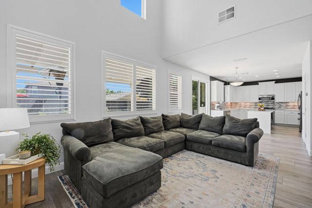 1529 Thurman Way, Folsom, CA 95630