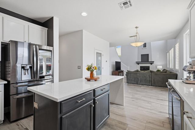 1529 Thurman Way, Folsom, CA 95630