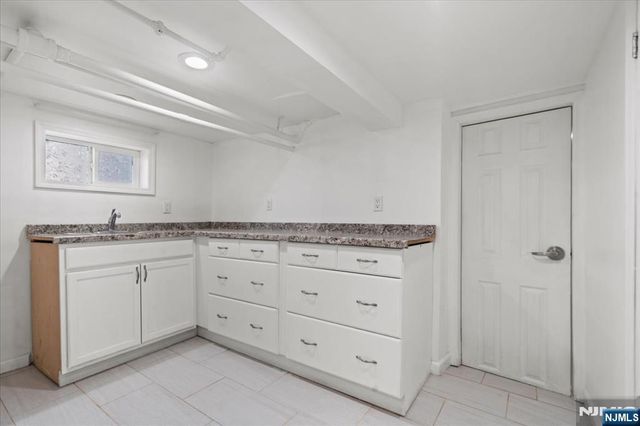 627 Montgomery, Elizabeth, NJ 07202