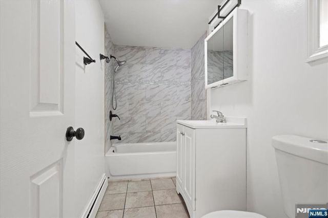 627 Montgomery, Elizabeth, NJ 07202