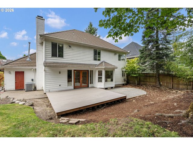 10210 Nw ENGLEMAN St, Portland, OR 97229