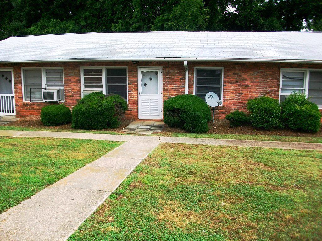 311 Old Greenville Highway 8, Clemson, SC 29631