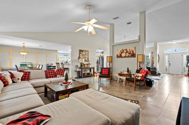 370 SW Tulip Boulevard, Port St. Lucie, FL 34953