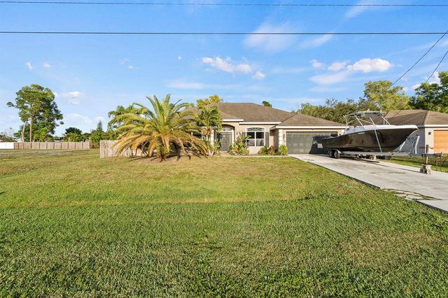 370 SW Tulip Boulevard, Port St. Lucie, FL 34953