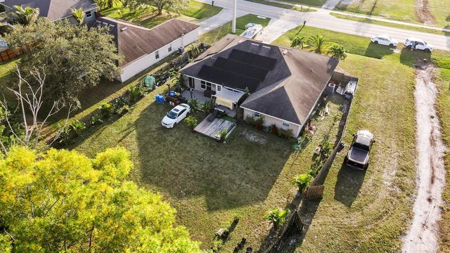 370 SW Tulip Boulevard, Port St. Lucie, FL 34953
