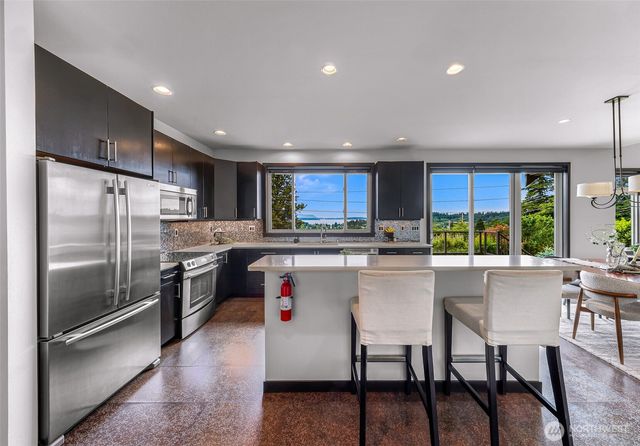 1200 37th, Bellingham, WA 98229