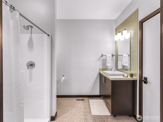 1200 37th, Bellingham, WA 98229