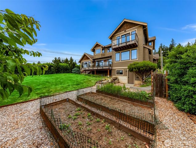 1200 37th, Bellingham, WA 98229