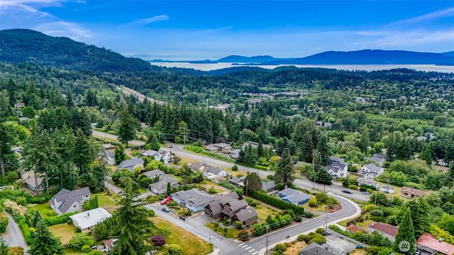 1200 37th, Bellingham, WA 98229