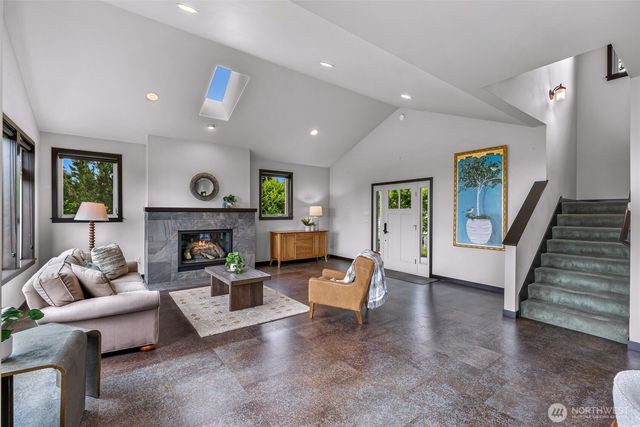 1200 37th, Bellingham, WA 98229