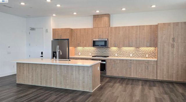 45128 Warm Springs Blvd 355, Fremont, CA 94539