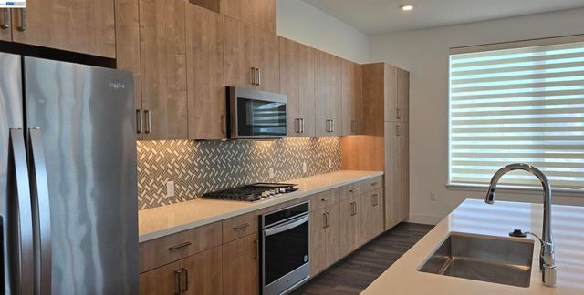 45128 Warm Springs Blvd 355, Fremont, CA 94539