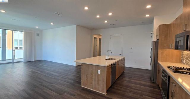 45128 Warm Springs Blvd 355, Fremont, CA 94539