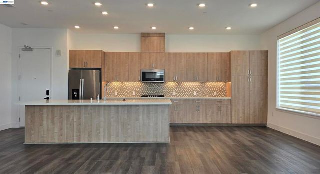 45128 Warm Springs Blvd 355, Fremont, CA 94539