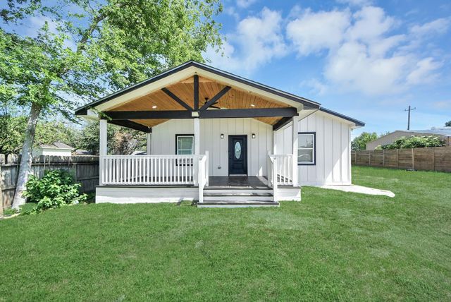 9106 Rockmore Drive, Houston, TX 77064