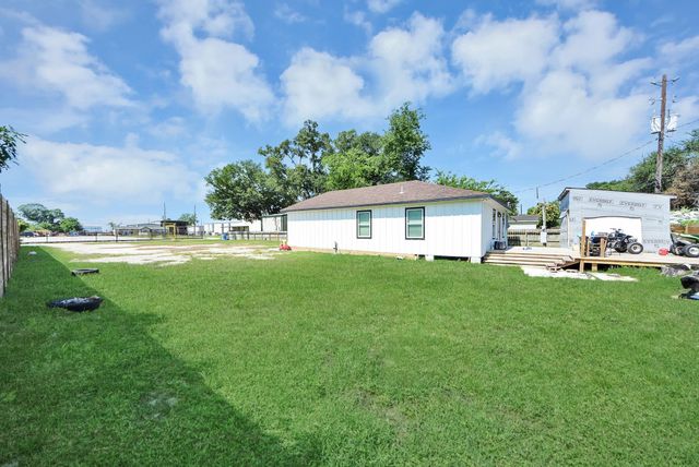 9106 Rockmore Drive, Houston, TX 77064