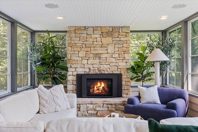 8773 Elm Valley Road, Union Pier, MI 49129