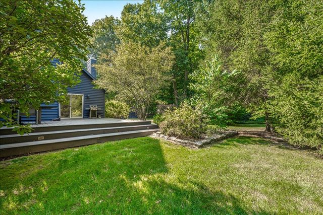 8773 Elm Valley Road, Union Pier, MI 49129