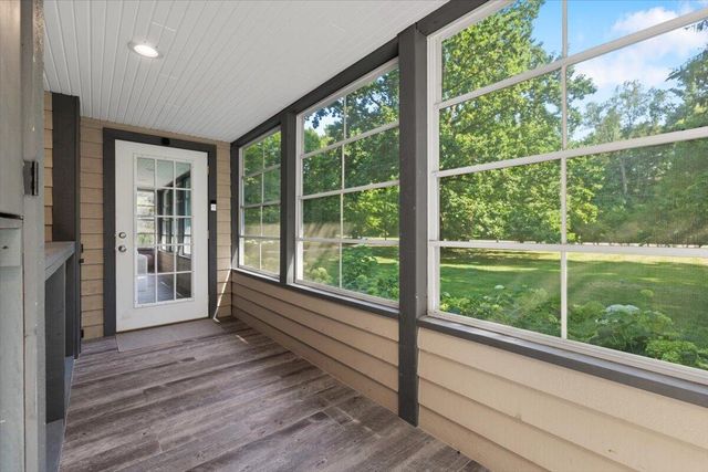 8773 Elm Valley Road, Union Pier, MI 49129
