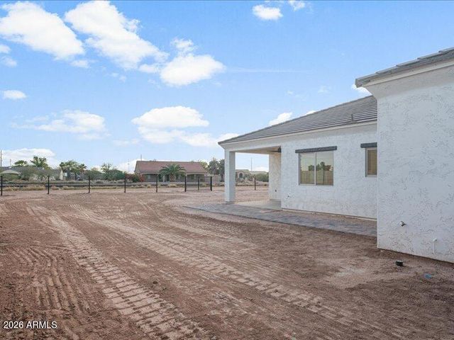 10731 W COVE Drive, Arizona City, AZ 85123