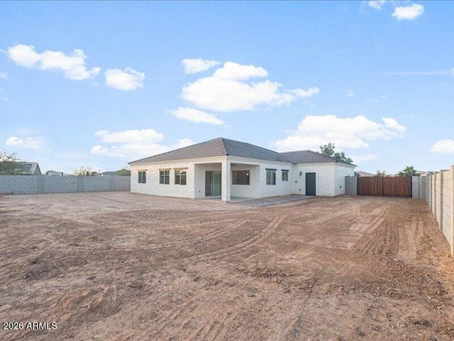 10731 W COVE Drive, Arizona City, AZ 85123