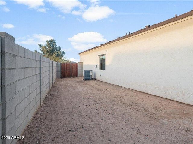 10731 W COVE Drive, Arizona City, AZ 85123