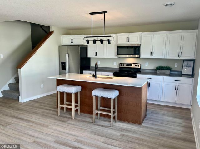 809 Tomahawk Court, Madison Lake, MN 56063