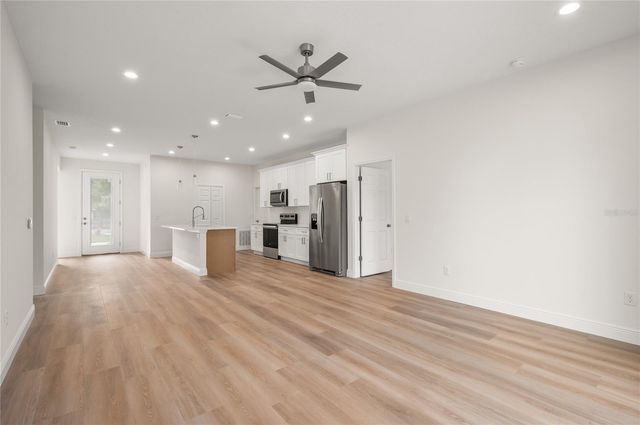 140 11TH AVENUE, Osteen, FL 32764