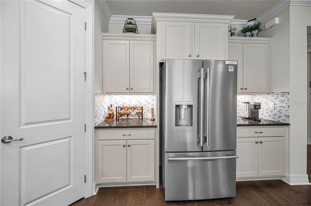 11211 LARK LANDING COURT, Riverview, FL 33569