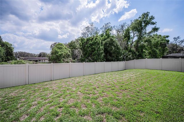 11211 LARK LANDING COURT, Riverview, FL 33569