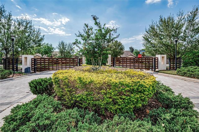 11211 LARK LANDING COURT, Riverview, FL 33569