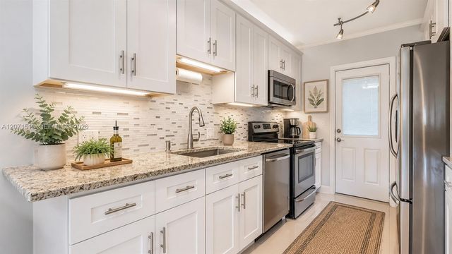 3300 N Palm Aire Drive 910, Pompano Beach, FL 33069