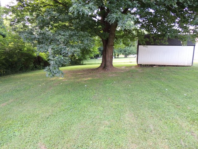 104 Thomas Street, Frankfort, KY 40601