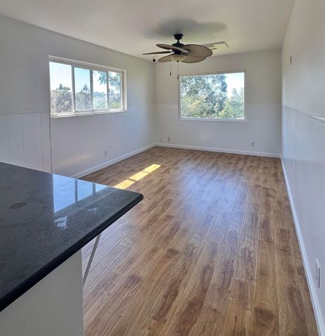 8491 Ney Ave, Oakland, CA 94605