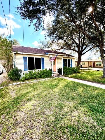 1504 N Adams St, Beeville, TX 78102