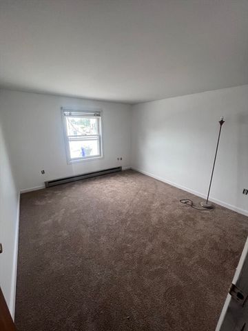 88 Almy St 2, Fall River, MA 02720