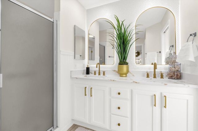 3433 WORTH CIRCLE, The Villages, FL 32162