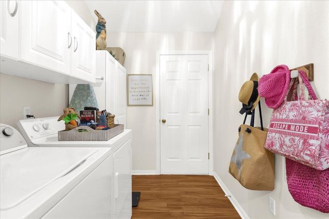 3433 WORTH CIRCLE, The Villages, FL 32162