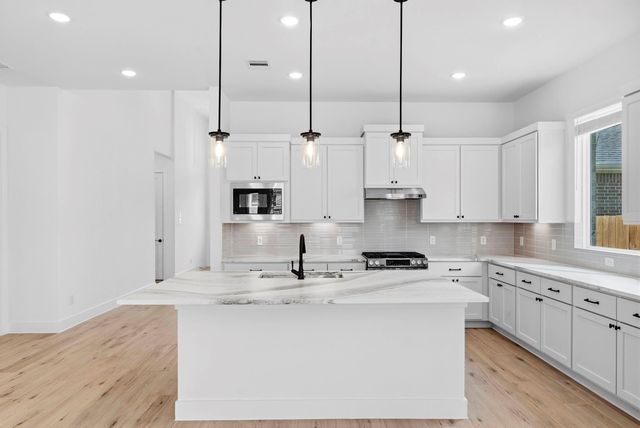 13306 Valley Orchard, Tomball, TX 77375