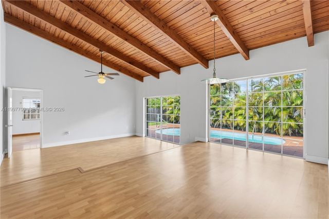 10325 SW 127th Ct, Miami, FL 33186