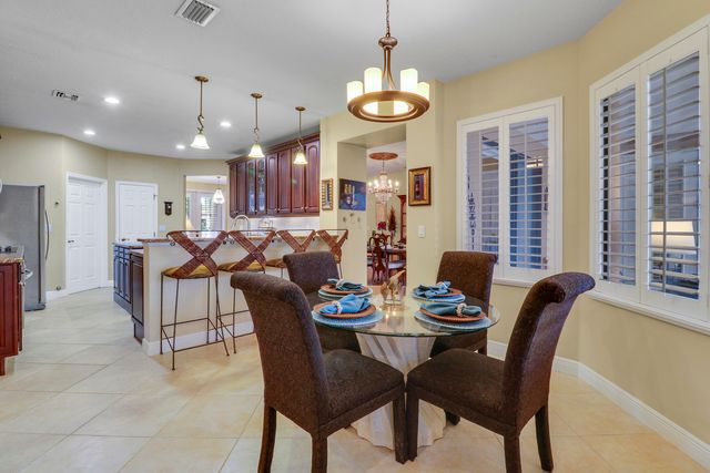 3055 NW Stoney Creek Avenue, Jensen Beach, FL 34957