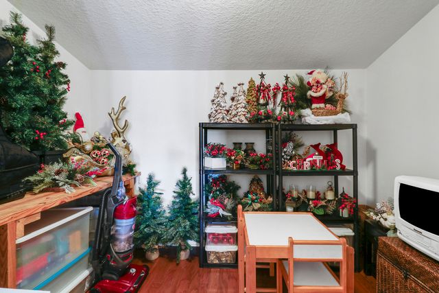 3055 NW Stoney Creek Avenue, Jensen Beach, FL 34957