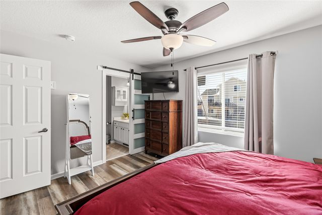 2501 E Luster Lane, Des Moines, IA 50320