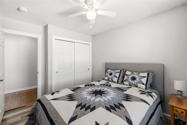 2501 E Luster Lane, Des Moines, IA 50320