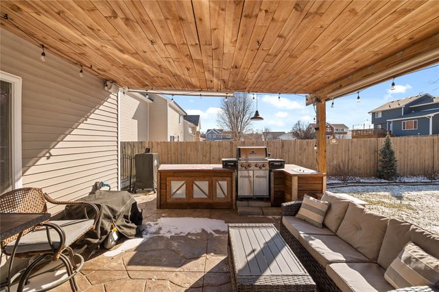 2501 E Luster Lane, Des Moines, IA 50320