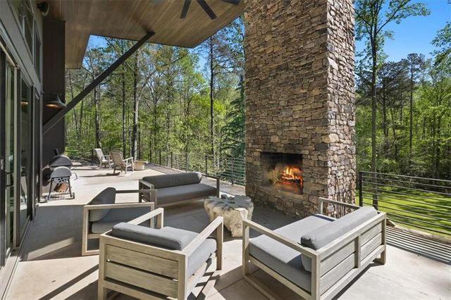 545 Cowart Mountain Road, Jasper, GA 30143