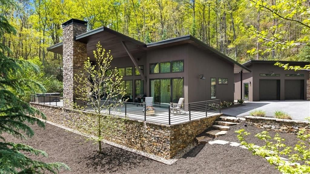 545 Cowart Mountain Road, Jasper, GA 30143