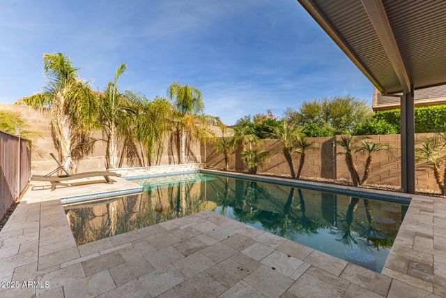 18334 W MARSHALL Lane, Surprise, AZ 85388