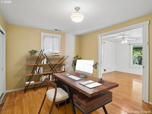 9421 Nw GERMANTOWN Rd, Portland, OR 97231